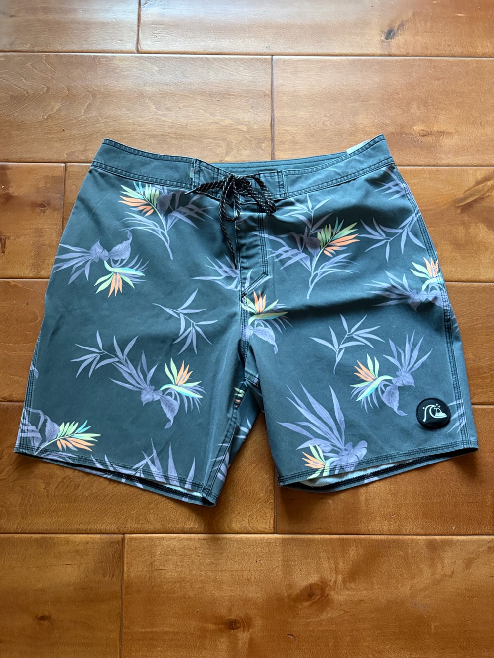 Quiksilver Tropical Print Board Shorts